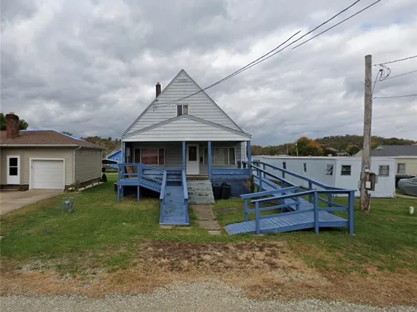 1015 Graham St, Rostraver Township, PA 15012