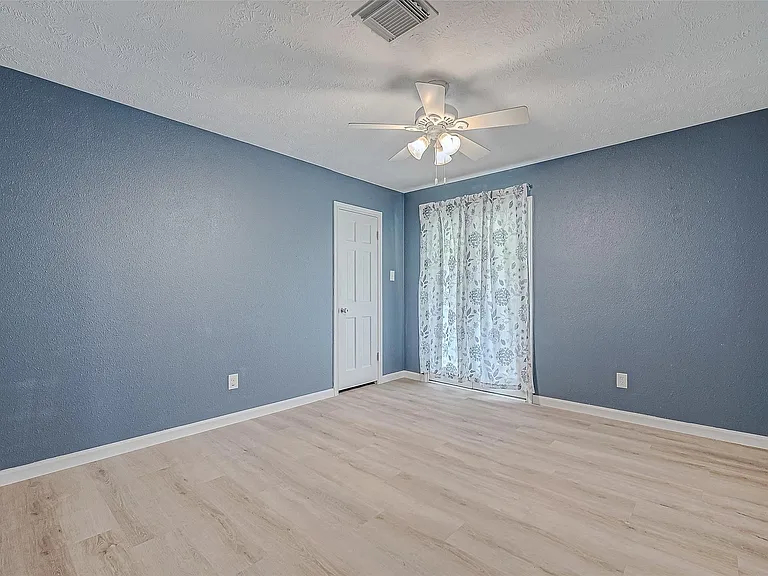 8110 Bent Oak Ln — Photo 27