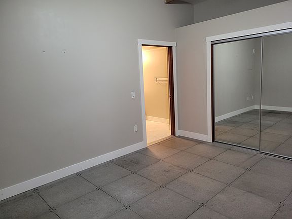4th image of 333 E 10th St #331