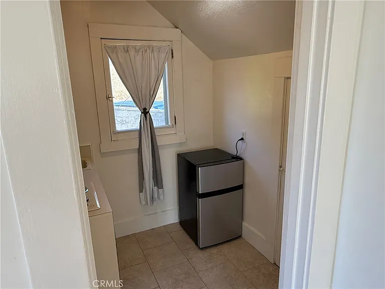 940 Norumbega Dr — Photo 6