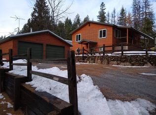 202 Davis Lake Rd FLOOR 2, Usk, WA 99180