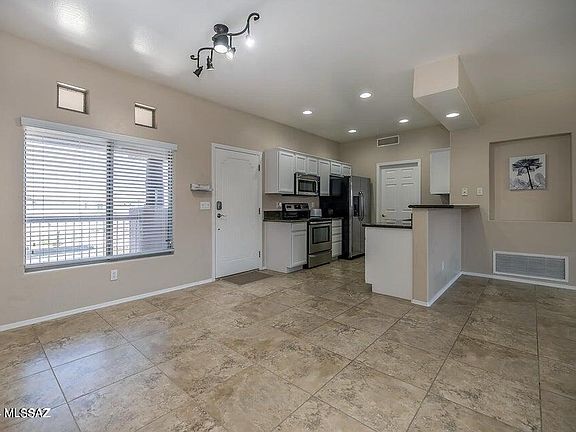 4th image of 655 W Vistoso Highlands Dr APT 259