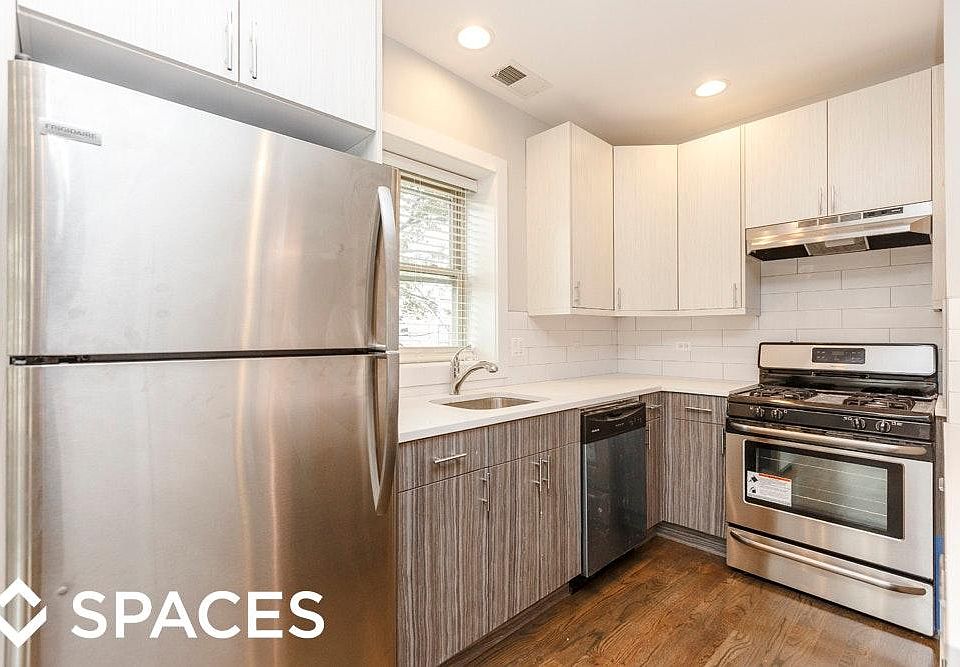 1st image of 3915 N Janssen Ave #3north