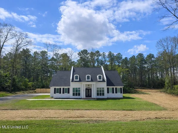 115 Laurelwood Trail Rd, Mendenhall, MS 39114