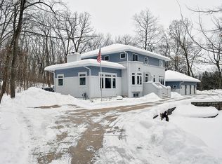 2126 E Lakeshore Dr, Twin Lakes, WI 53181