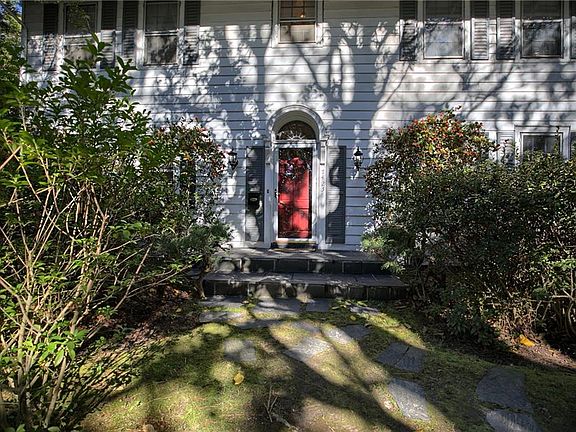 2nd image of 7423 Chipping Rd