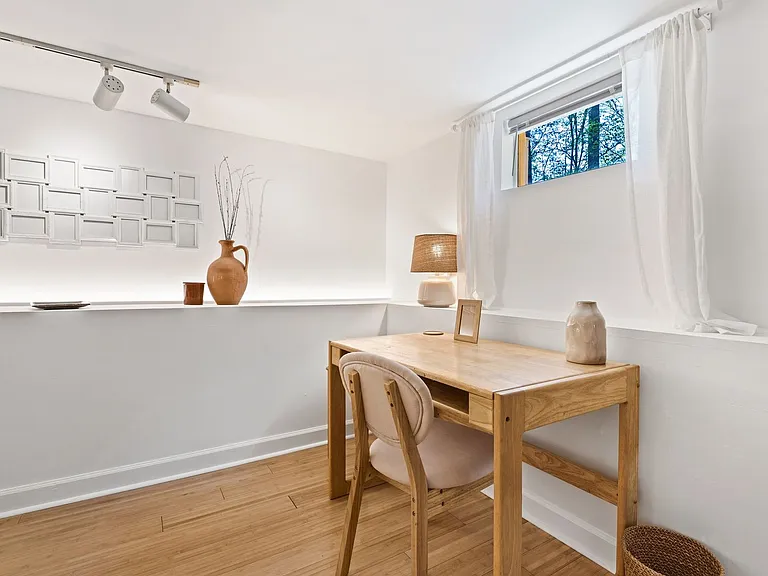 200 Purefoy Rd — Photo 15