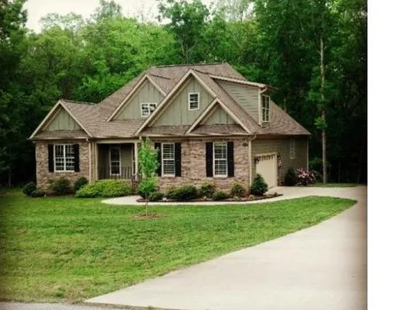 42 Woodridge Ct, Columbus, NC 28722