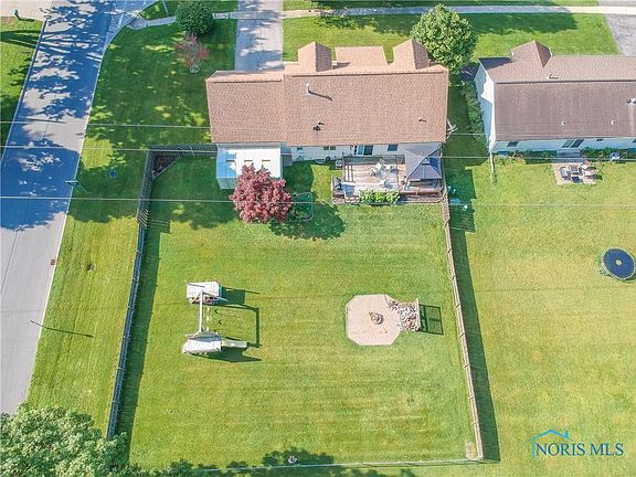 4th image of 5908 Sunrise Cir