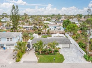 27272 J C Ln, Bonita Springs, FL 34135