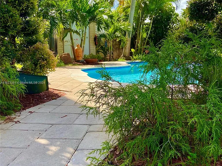 1119 NW 7th Ave — Photo 42