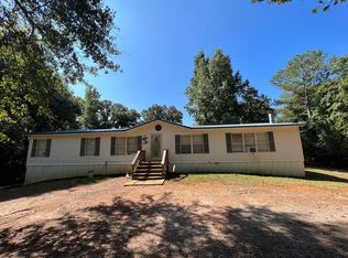 421 Harvey Cir, Ellaville, GA 31806