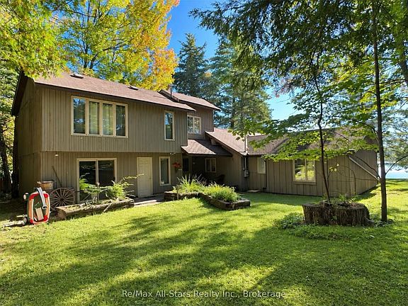 2nd image of 1284 Reynolds Rd