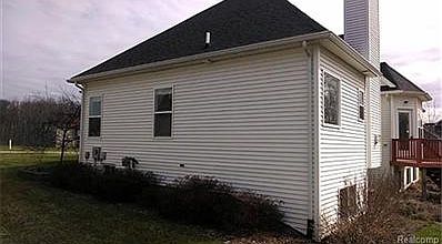 5th image of 10496 Valley Dr