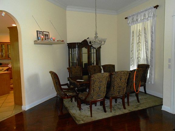 3rd image of 311 Glenway St