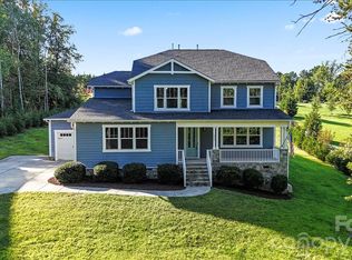 4243 Island Fox Ln, Denver, NC 28037