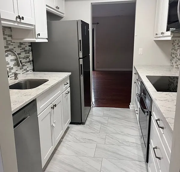 2700 Bedford St #O — Photo 5