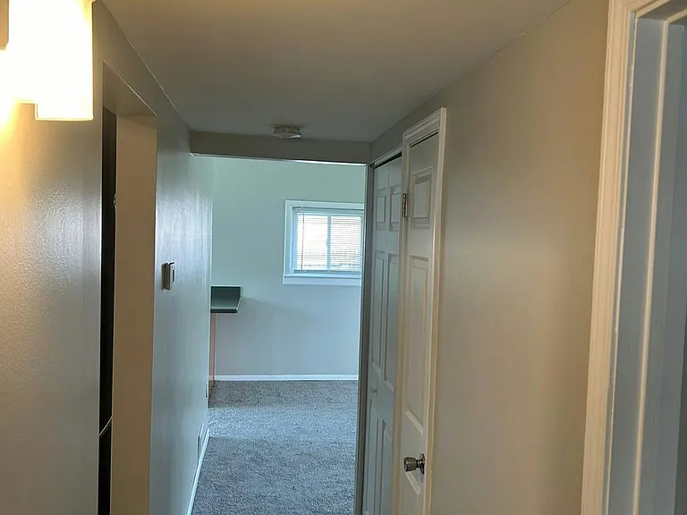 16130 Lauren St — Photo 10