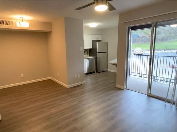 2nd image of 1840 Burton Dr APT 128