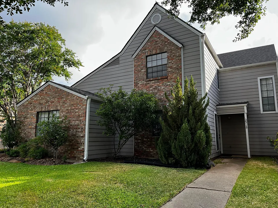 2515 Cross Timbers Dr