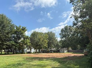 212 S Bolton Ave #1, Sylacauga, AL 35150