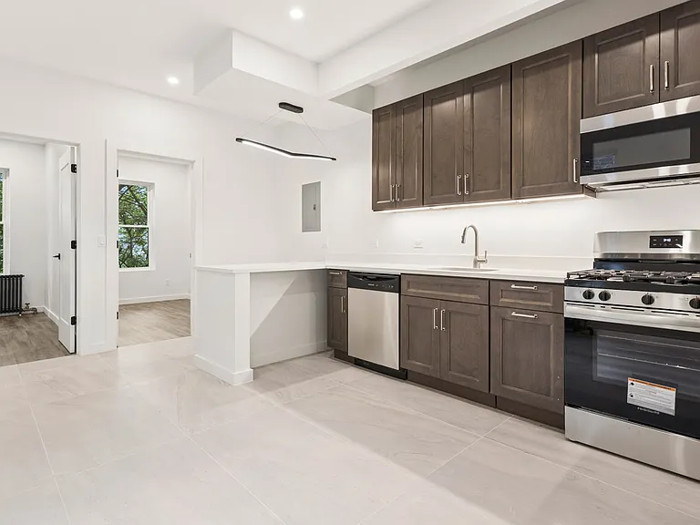 4914 4th Ave #2 — Photo 3