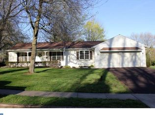 609 Highland Dr, Perkasie, PA 18944