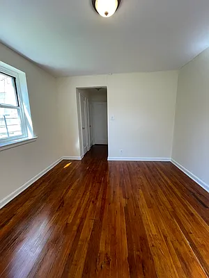 Rented by KEYNDOOR LLC | media 7