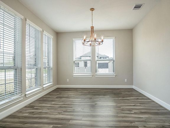4th image of 2250 Camden Arbor Trl