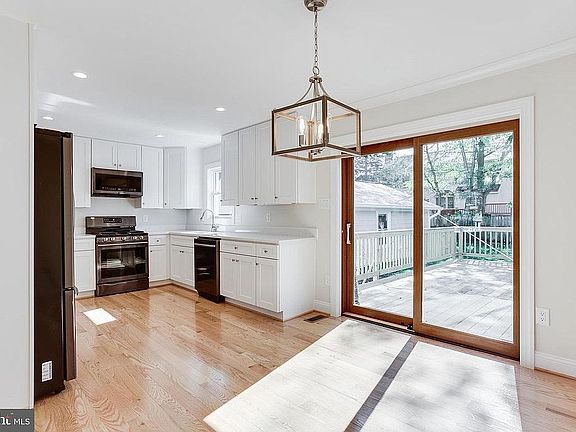 3rd image of 5505 Trin St