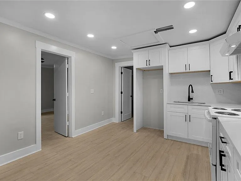 1214 Cave Spring Rd SW — Photo 10