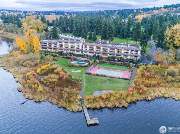 16925 Inglewood Road NE #B-103, Kenmore, WA 98028