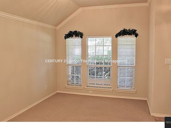 3rd image of 5859 Silver Sage Ln