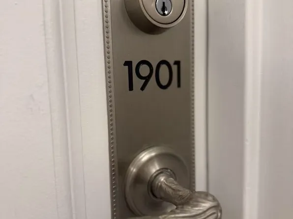 15 Greenview Ave, Toronto, ON