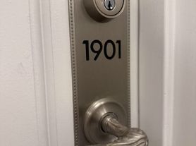 15 Greenview Ave