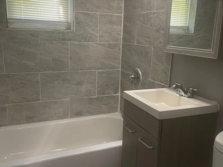 Villa View Apartments — Photo 12