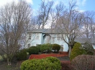 56 Willow Creek Ln, Newark, DE 19711