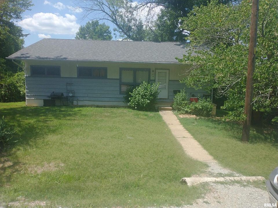 1st image of 304 Lynda Dr #2
