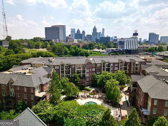 4th image of 1735 Peachtree St NE Unit 430