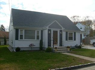 8 Morgan Ave, Johnston, RI 02919