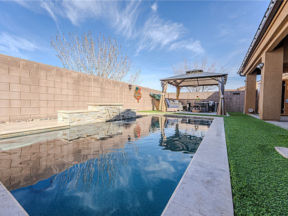 4th image of 2325 Wildflower Street