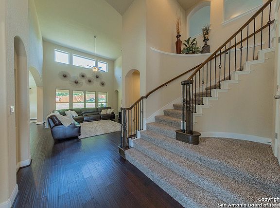 3rd image of 3831 Coastal Dr