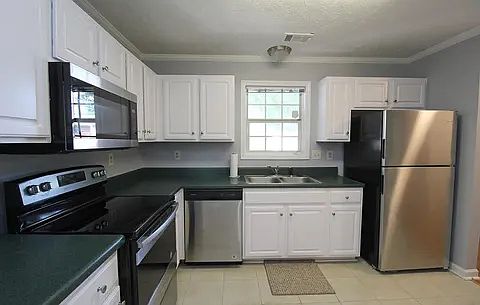 3rd image of 1497 Springleaf Cir SE