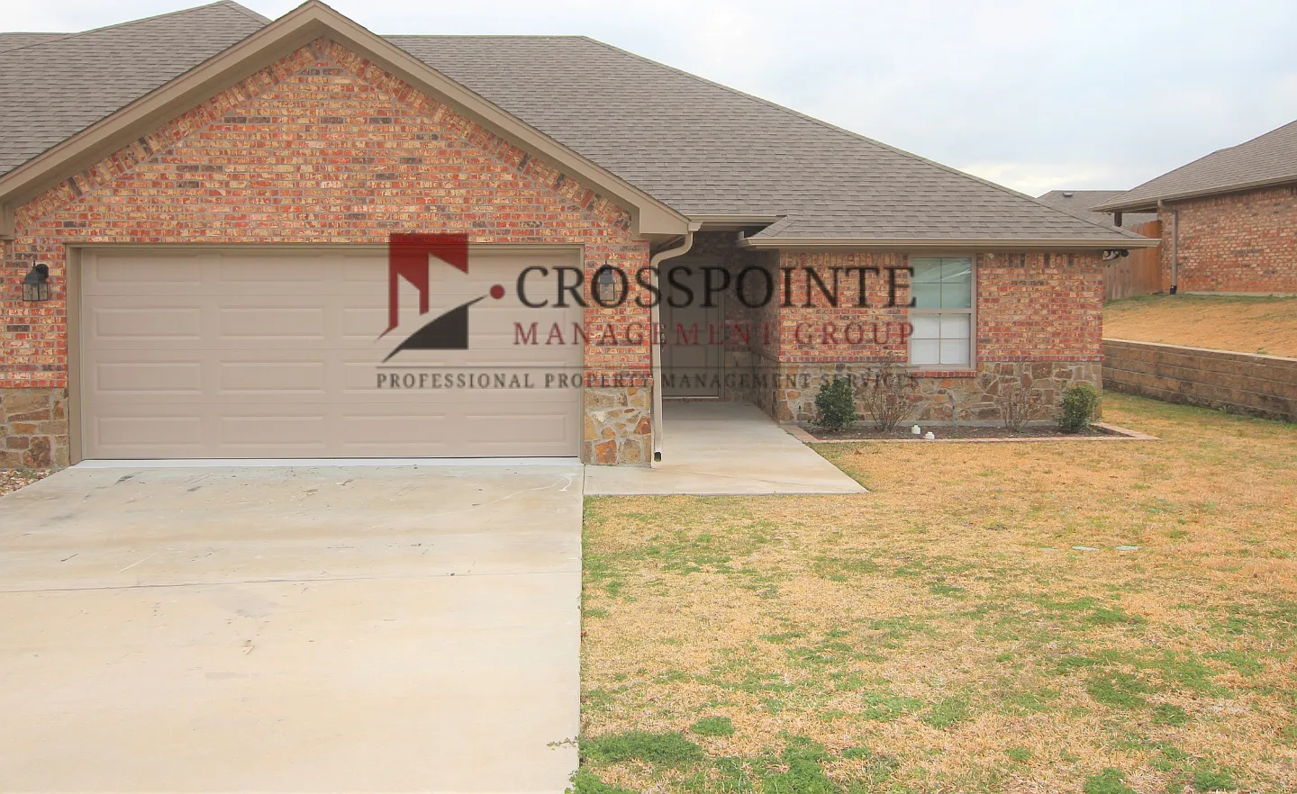 Beautiful 3 Bedroom 2 Bathroom Townhouse in South Tyler! — Photo 2