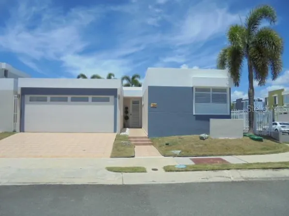(undisclosed Address), Las Piedras, PR 00771