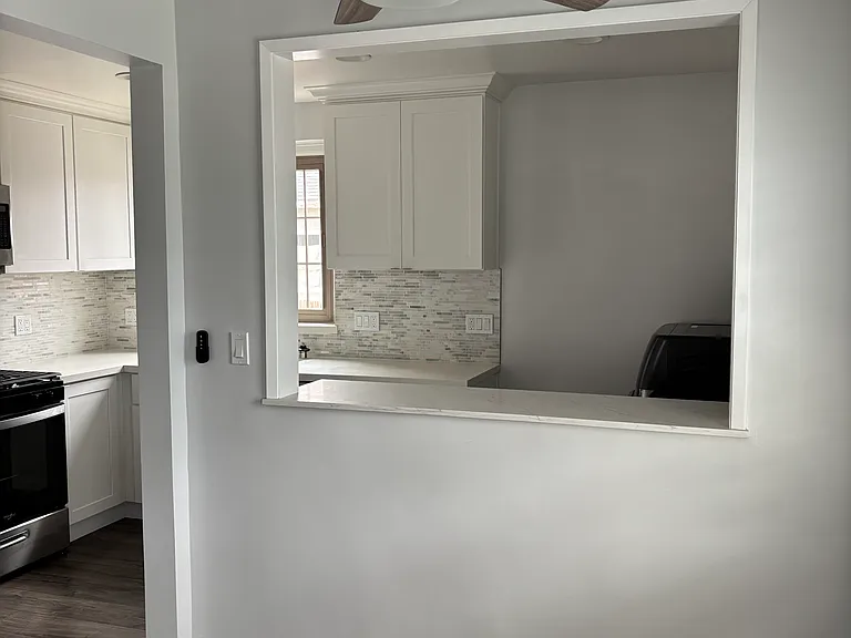 6509 W 86th Pl — Photo 3