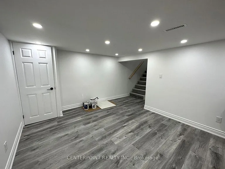 45 Southlawn Dr #BASEMENT — Photo 3