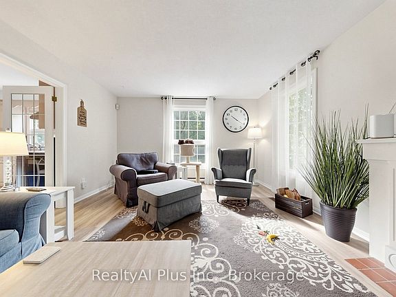 5th image of 1438 Birchwood Dr