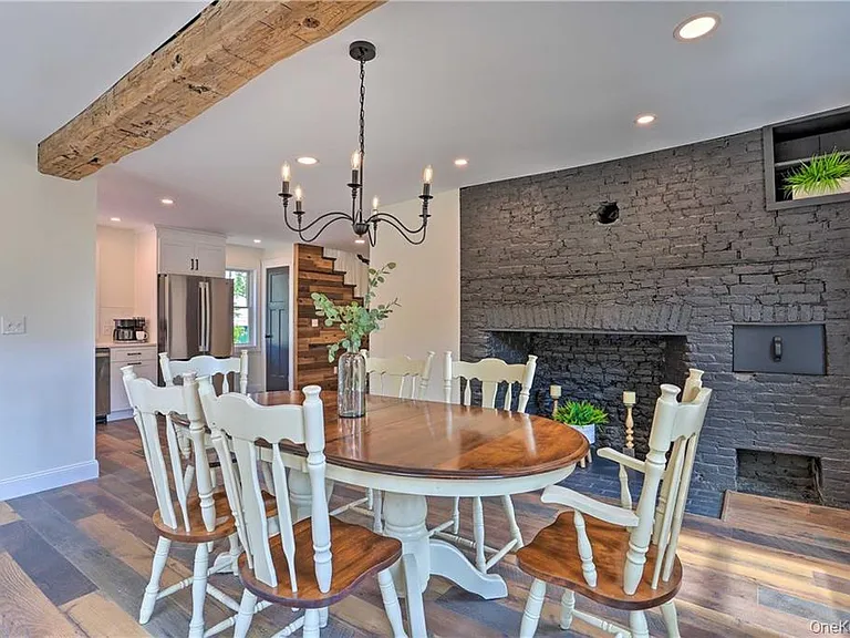 207 S Plank Rd — Photo 1