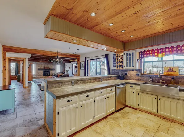 650 W Meadowlark Ln, Corrales, NM 87048